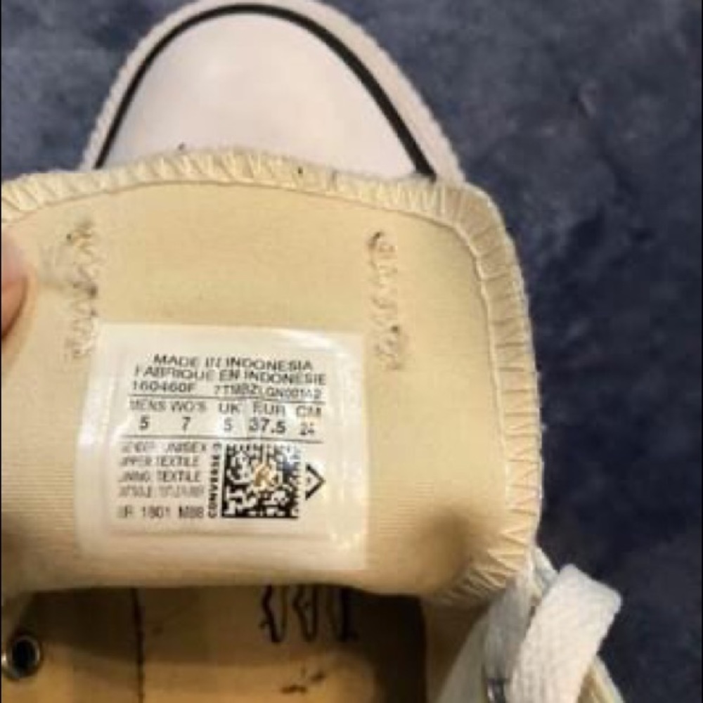 Chuck Taylor Converse - image 4